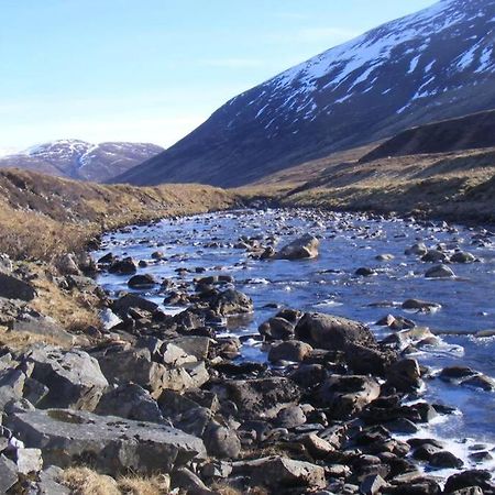 Cul Darach Lodge, Glen Roy Nature Reserve Ройбридж Екстериор снимка