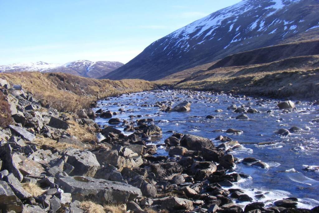 Cul Darach Lodge, Glen Roy Nature Reserve Ройбридж Екстериор снимка
