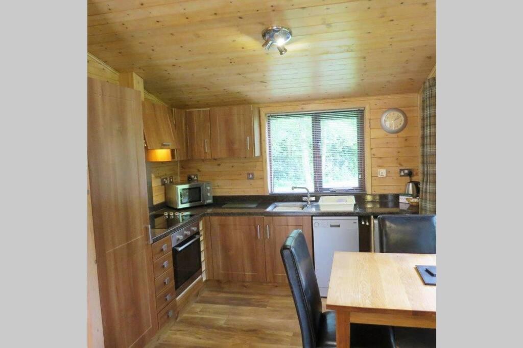 Cul Darach Lodge, Glen Roy Nature Reserve Ройбридж Екстериор снимка
