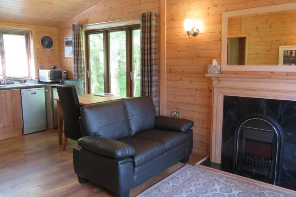 Cul Darach Lodge, Glen Roy Nature Reserve Ройбридж Екстериор снимка